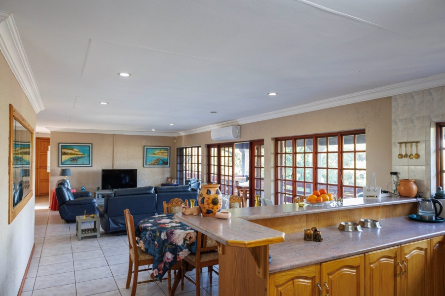 5 Bedroom Property for Sale in Schoemansville North West